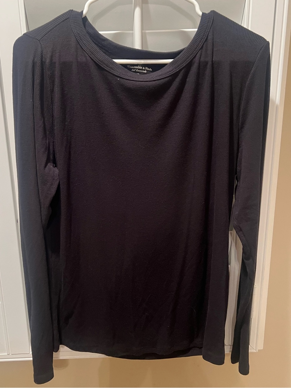 Abercrombie & Fitch Women’s Black Long Sleeve Ribbed Top size XL